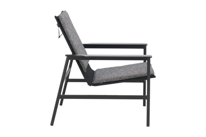 Soro lounge chair Black/Teddy Ant