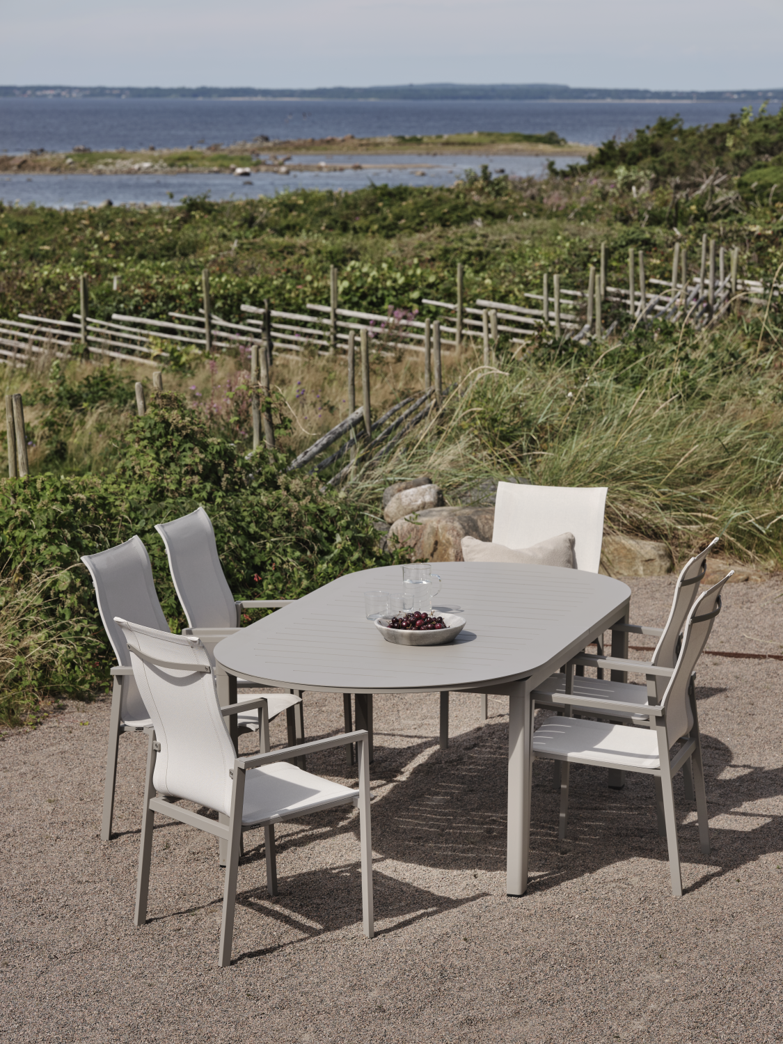 Comfy armchair Khaki/Off-white