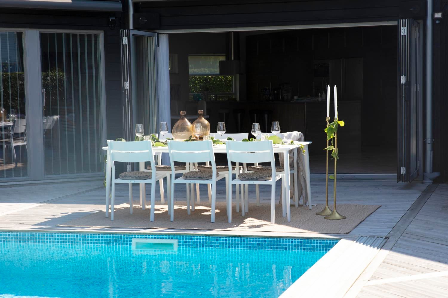 Nimes dining table White