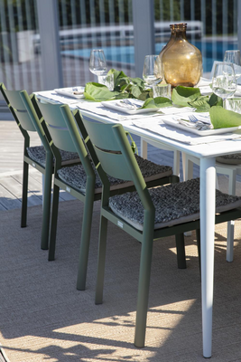 Delia dining chair Moss green
