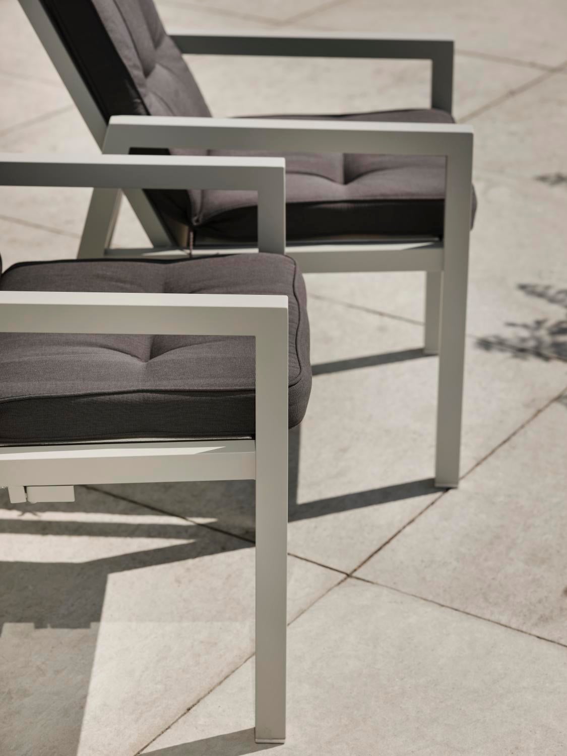 Newfort position chair Light Grey/Off-White