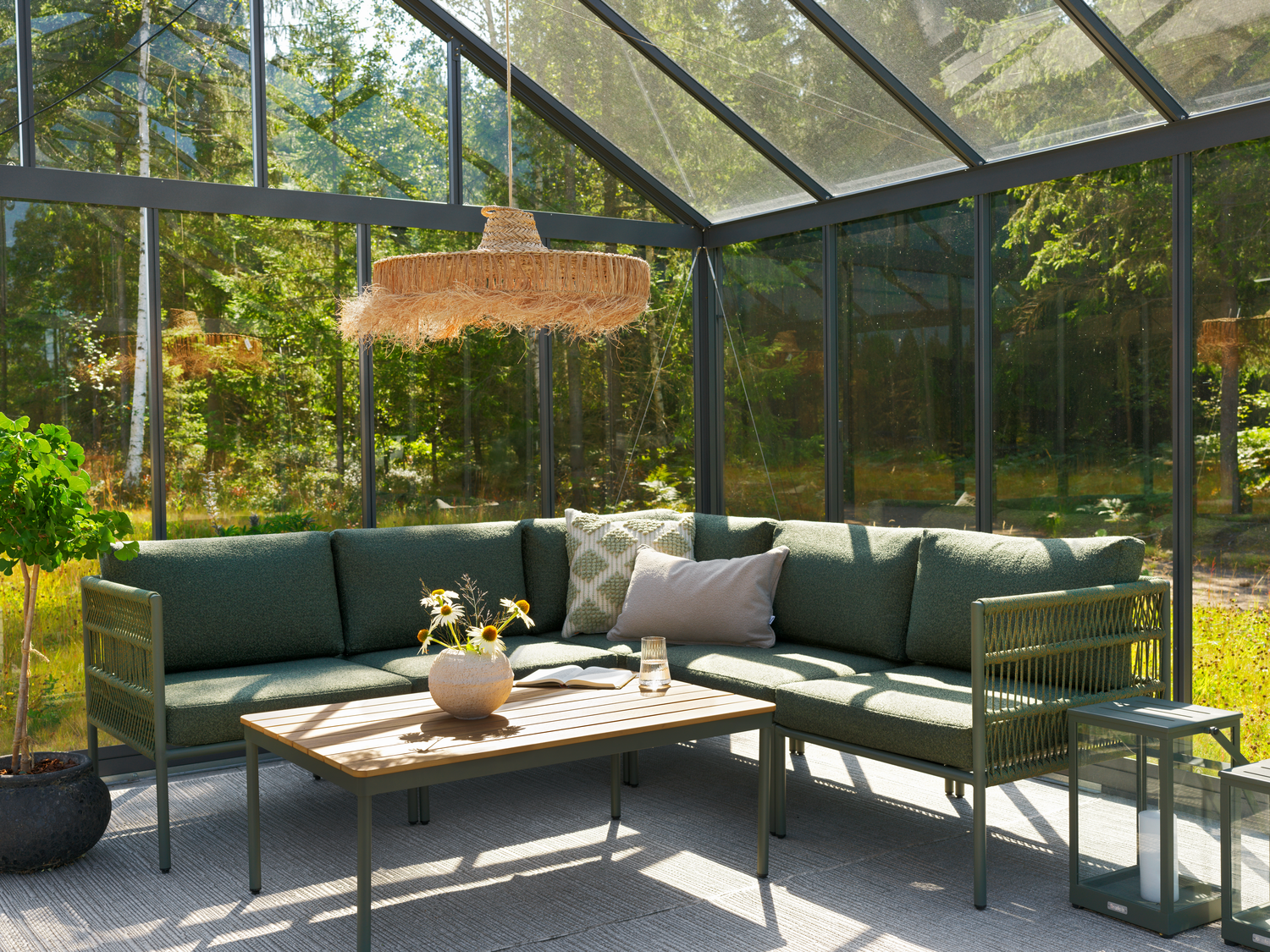 Reno center piece Nordic Green / Raw Avocado