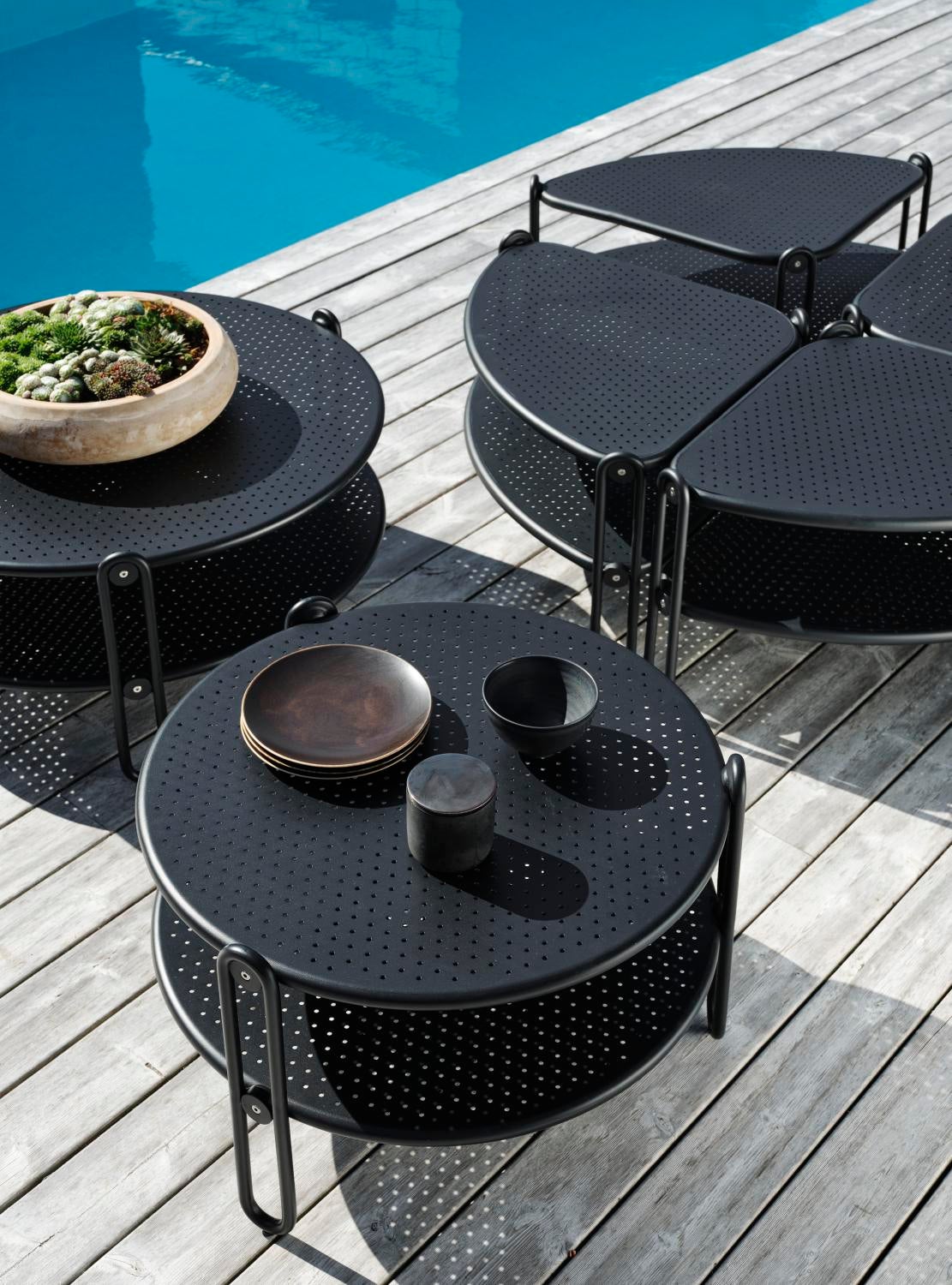 Blixt coffee table Black