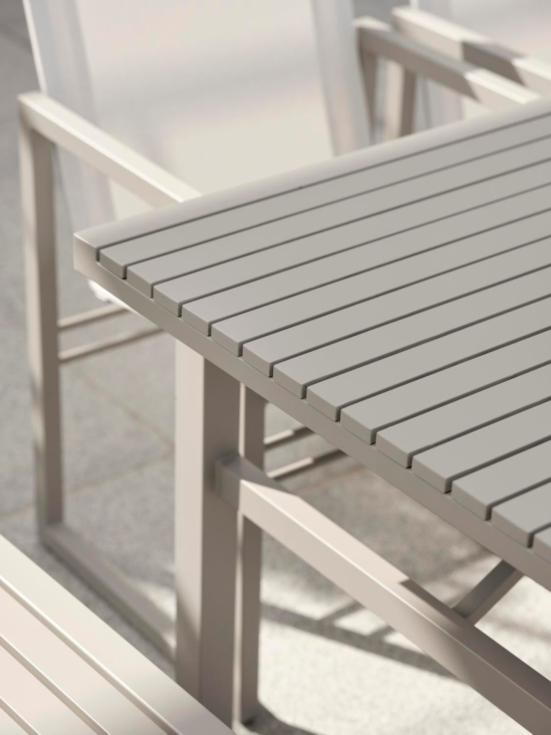 Vevi dining table Khaki