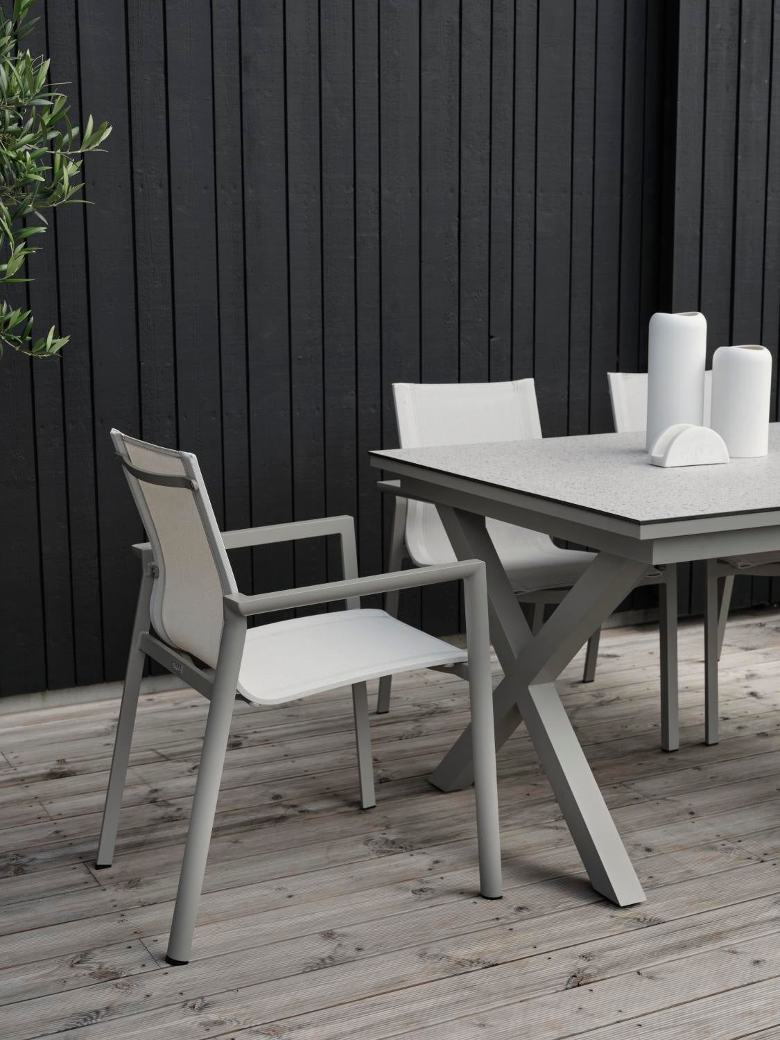 Delia armchair Khaki/Off-white