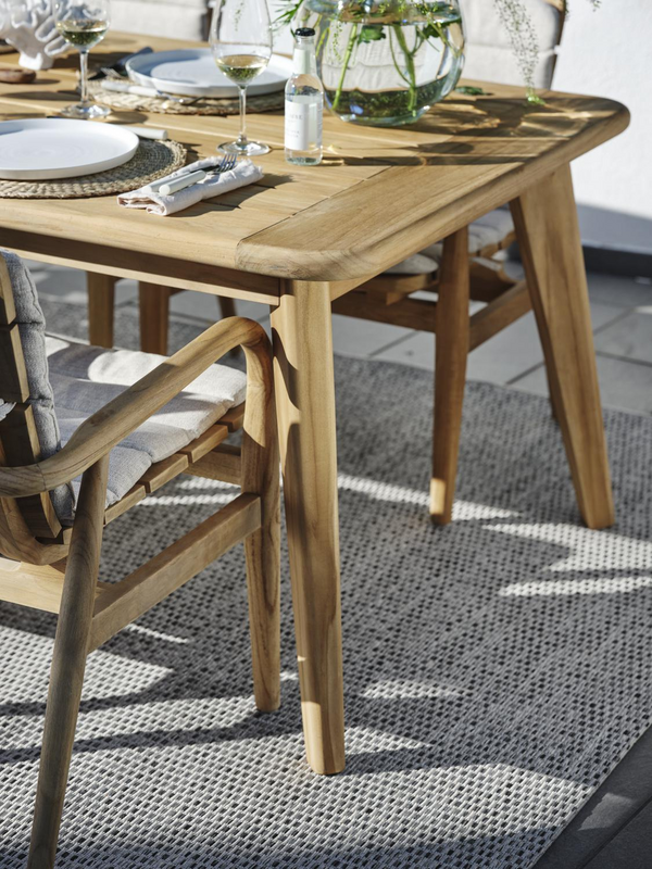 Lilja dining table Natural color