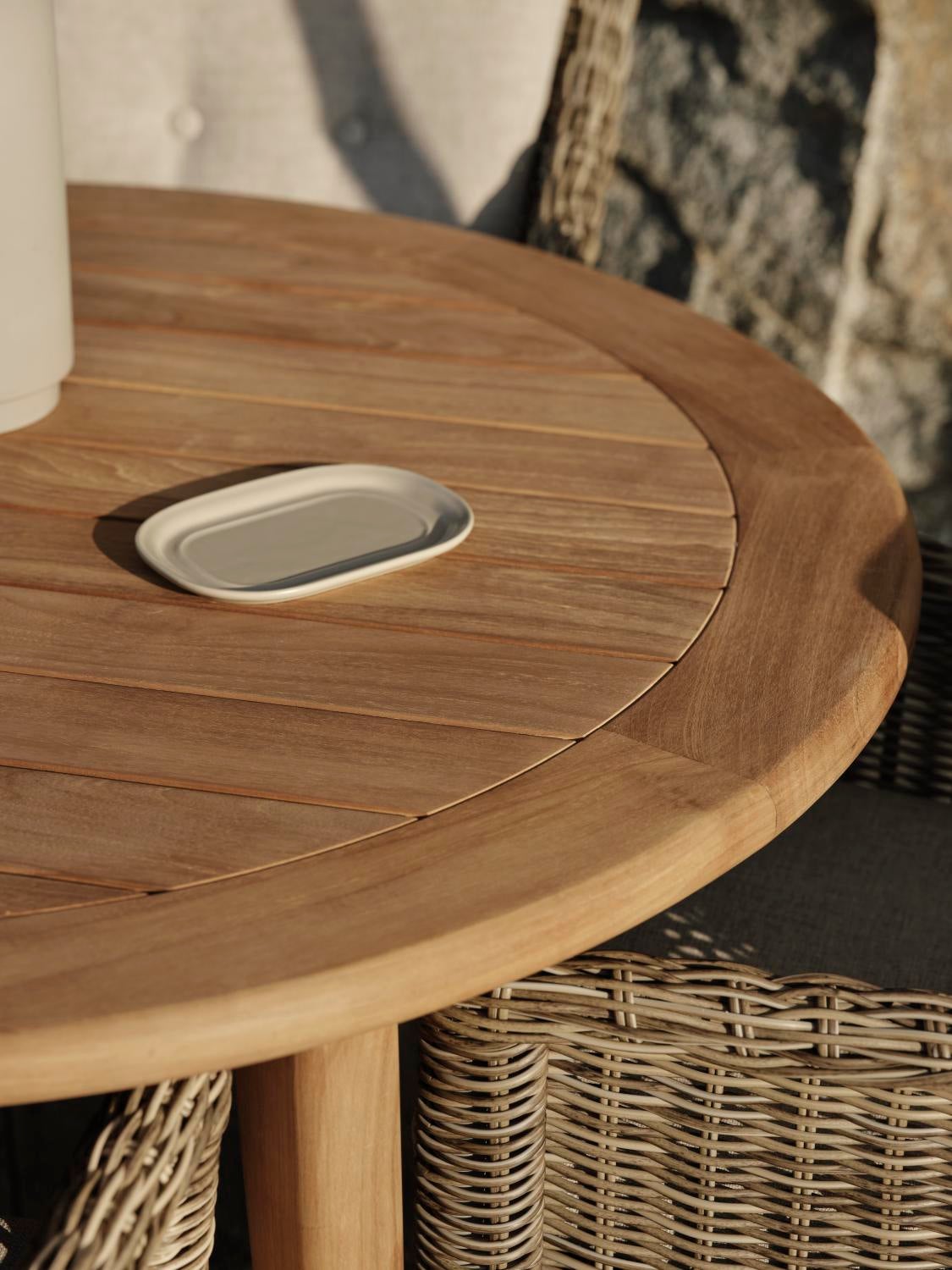 Lilja dining table Natural color