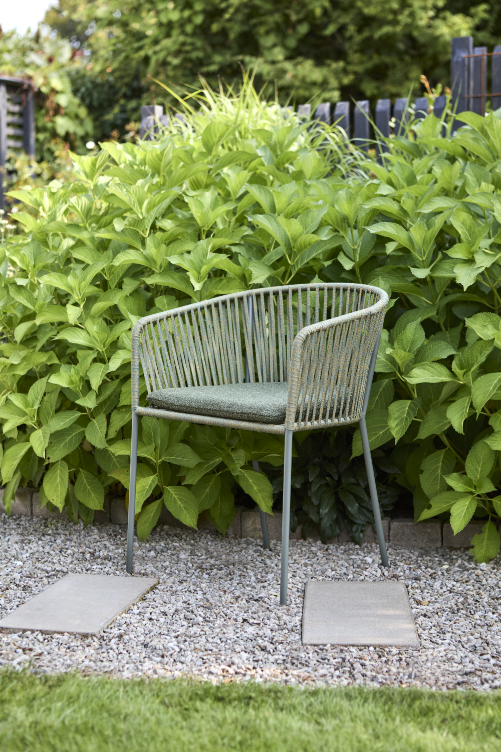 Piatto armchair Nordic Green / Raw Avocado