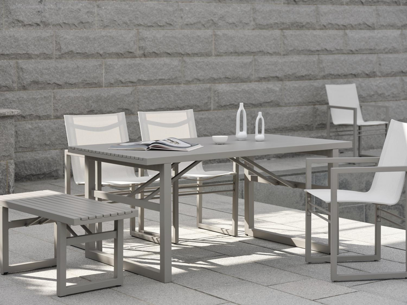 Vevi dining table Khaki