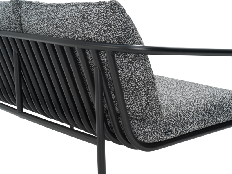 Bendt 2-seater sofa Black/Teddy Ant