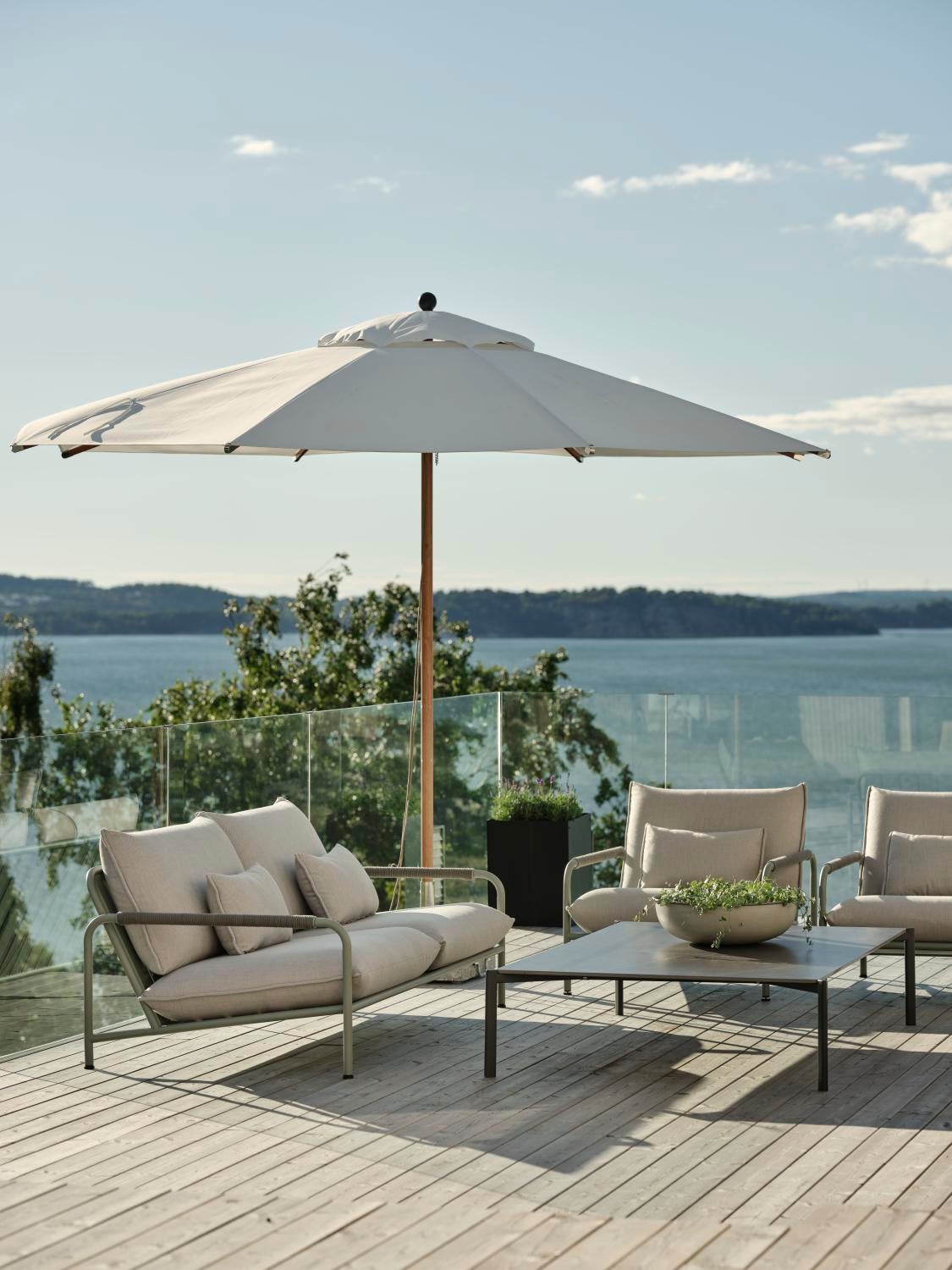 Lerberget armchair Dusty Green/ash