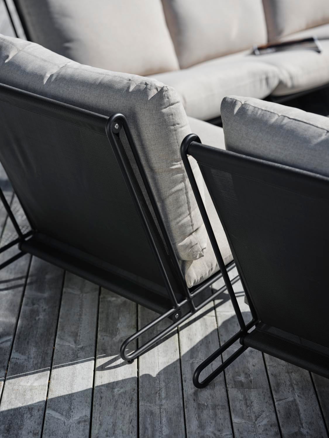 Blixt lounge chair Black/Cley beige