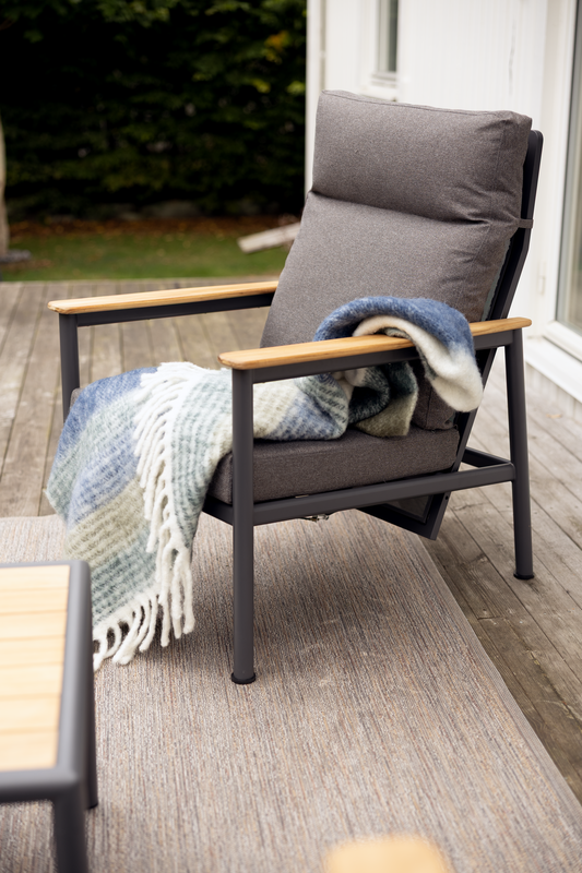 Gordon armchair Anthracite/Soft Dawn