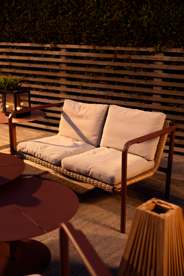 Motty 2-seater sofa Zin Red/Teddy Beige