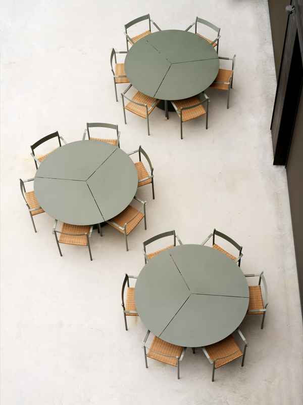 Peace dining table Nordic Green