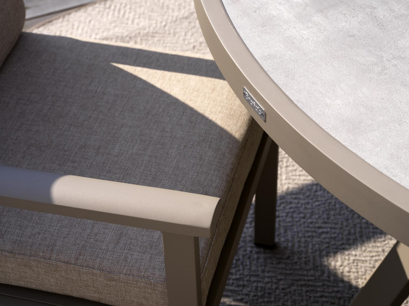 Samvaro dining table Khaki/sand